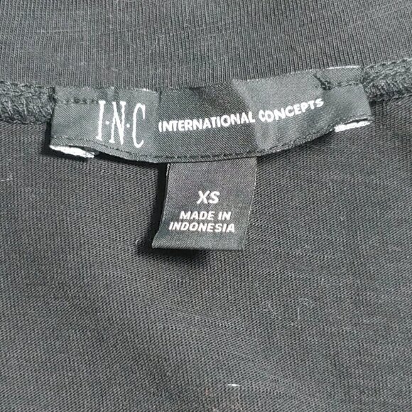 NWT I.N.C INTERNATIONAL CONCEPT Black scoop neck puff sleeve top - Picture 14 of 15